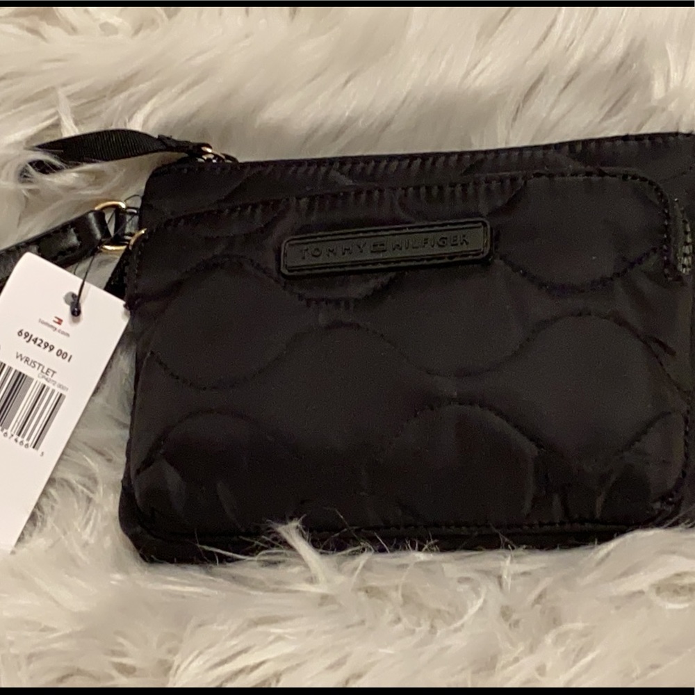 Tommy Hilfiger Wristlet Women’s Bag/Pouch/Wallets/Handbag